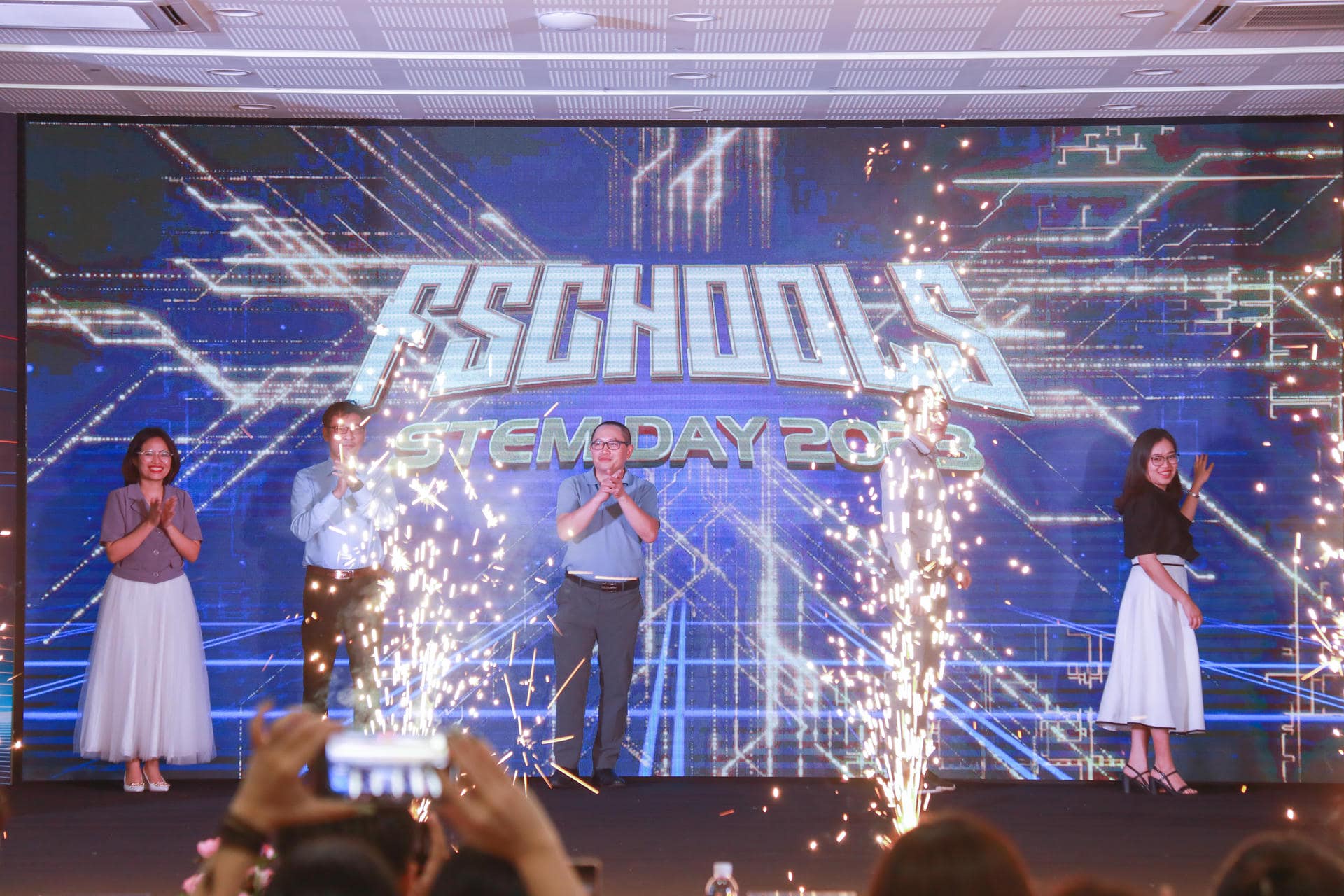 Hơn 3.000 học sinh, giáo viên Đà Nẵng tham dự Fschools STEM Day 2023 | FPT Schools