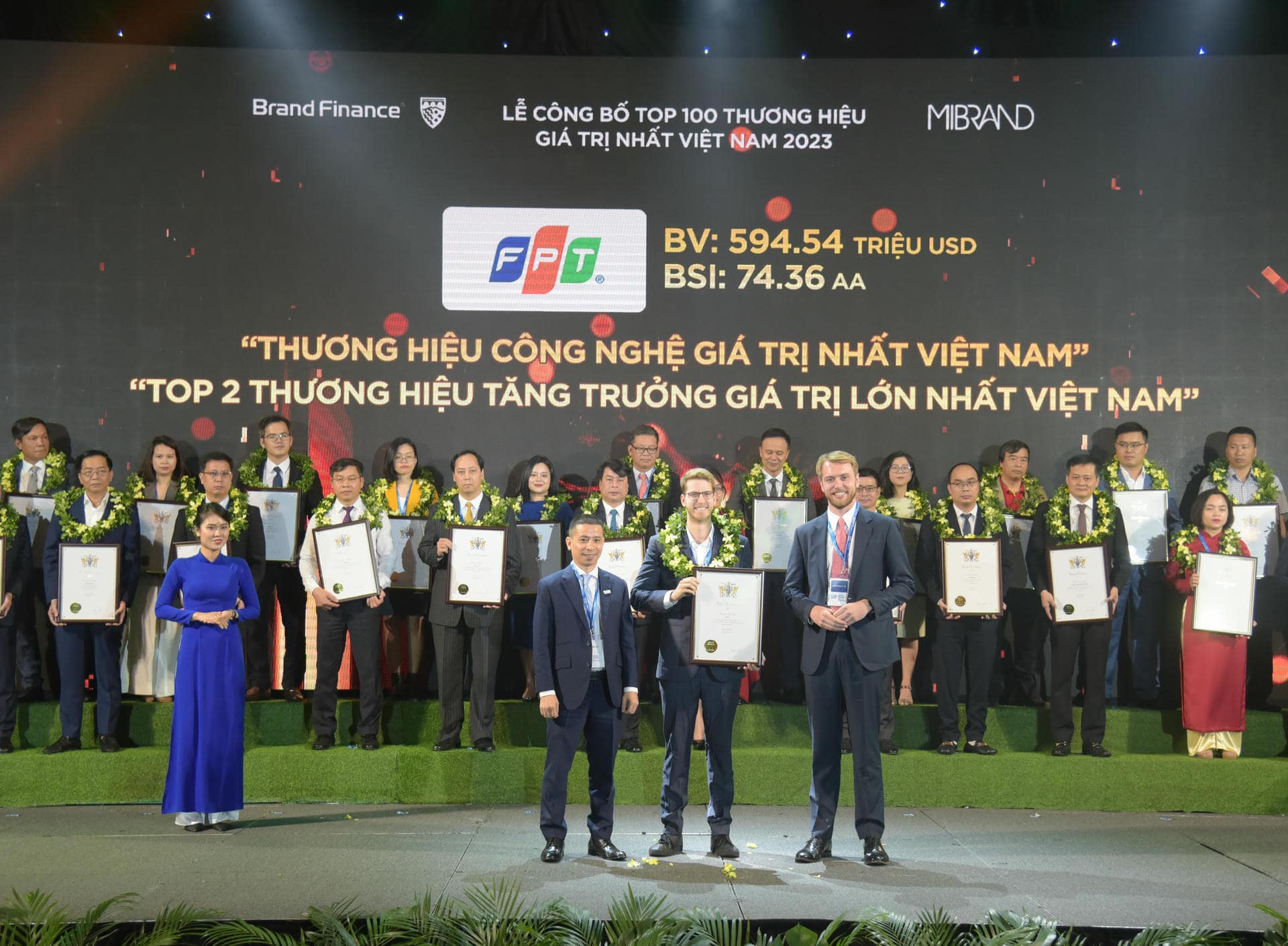 FPT đạt Top 2 Thương hiệu tăng trưởng giá trị lớn nhất Việt Nam | FPT Schools