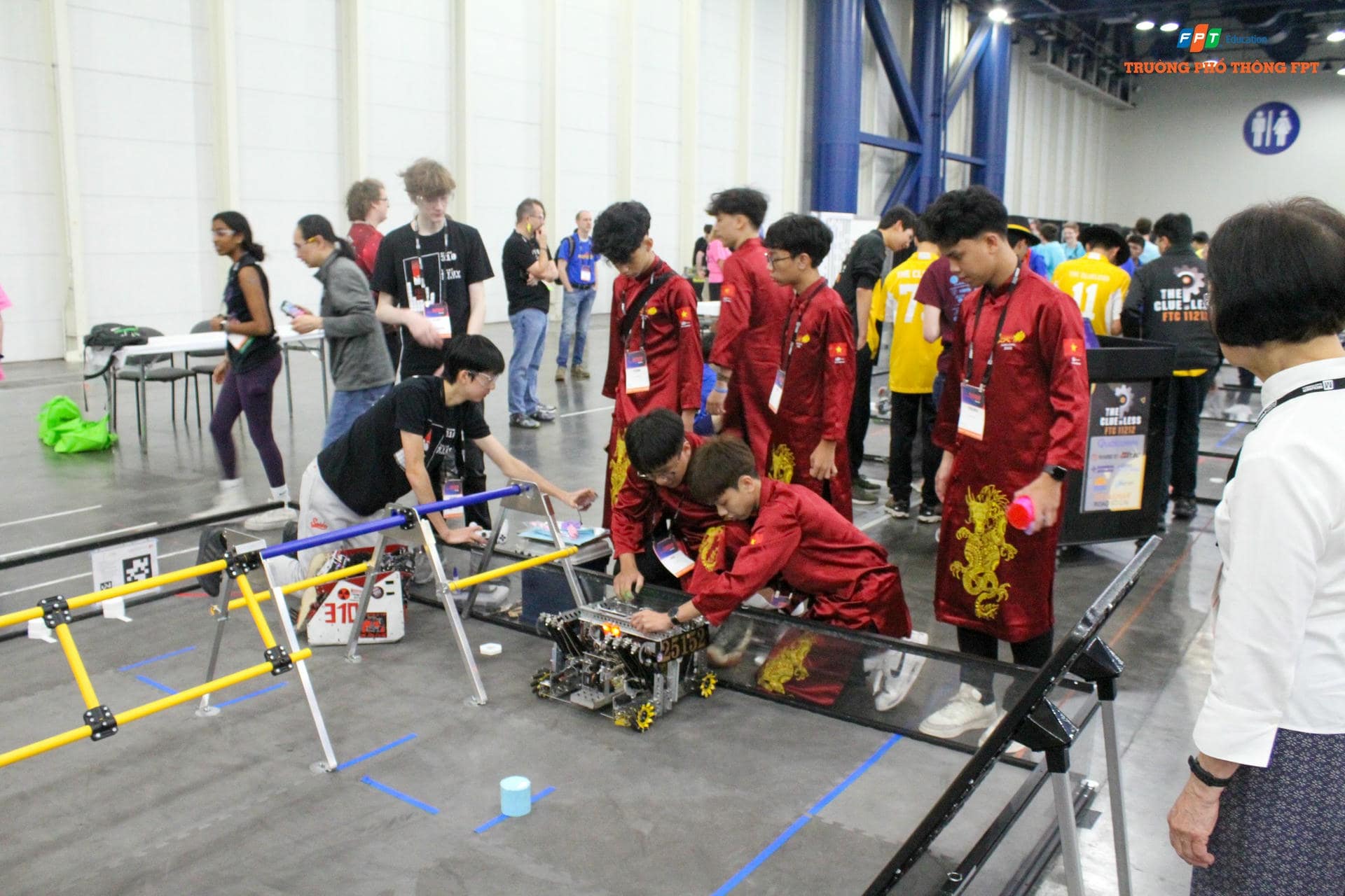 Robotics tại FPT Schools là cách học sinh chuẩn bị cho tương lai