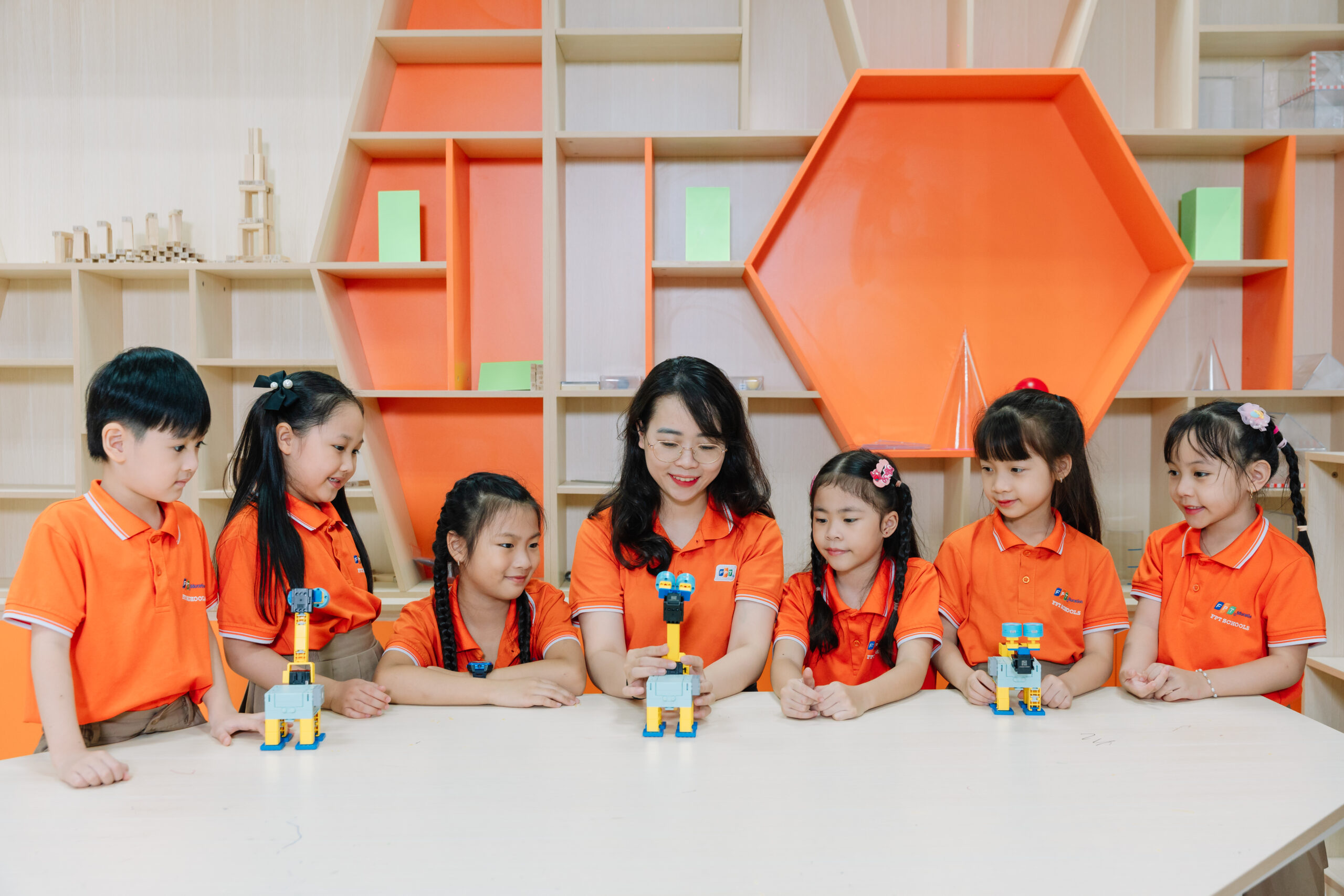 Một ngày tại FPT Schools thật nhiều màu sắc | FPT Schools