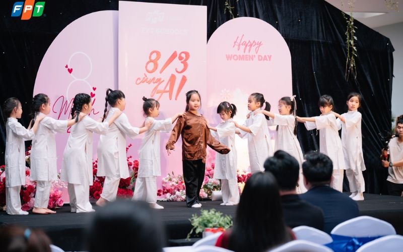 tăng cường sự tự tin thông qua kỹ năng mềm trong giáo dục tiểu học