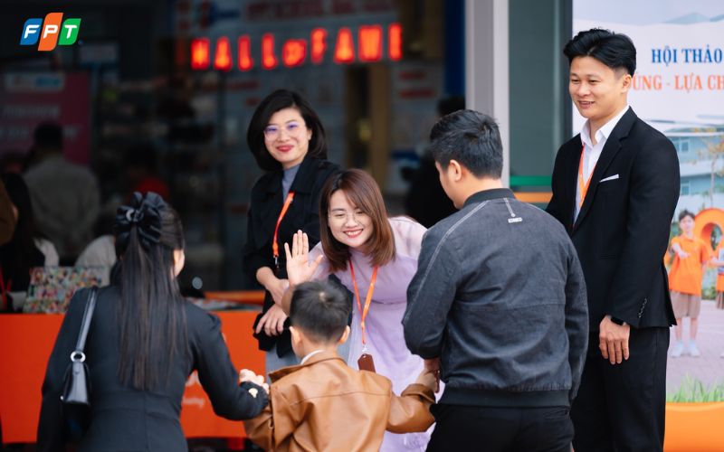 vai trò của giáo viên kỹ năng mềm trong giáo dục tiểu học