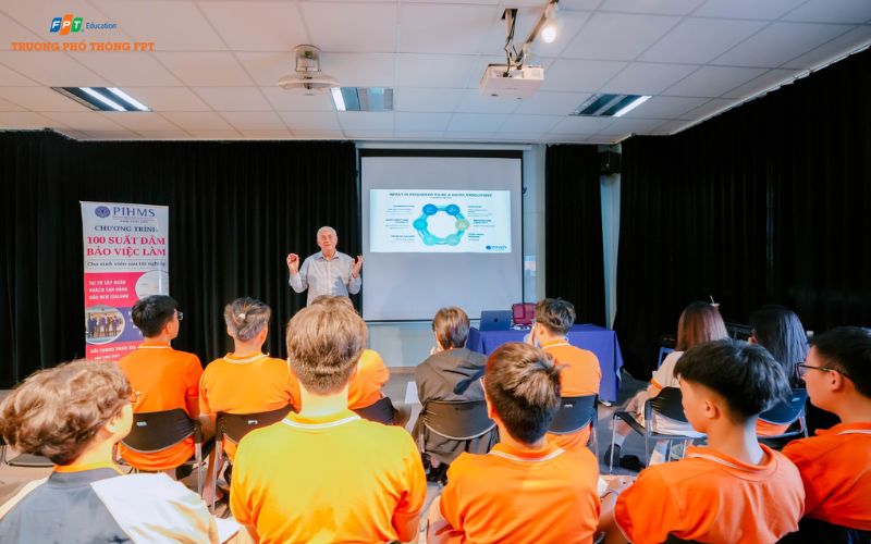 Kỹ Năng Quản Lý Cảm Xúc Và 5 Phương Pháp Quản Lý Hiệu Quả - FPT Education phương pháp nâng cao kỹ năng quản lý cảm xúc