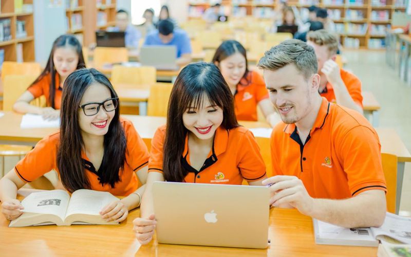 Kỹ Năng Tự Học: Bí Quyết Hiệu Quả Để Phát Triển Bản Thân - FPT Education kỹ năng tự học giúp học sinh tự tin hơn