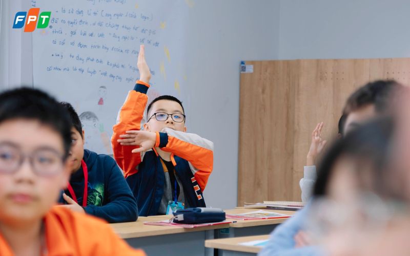 Phát Triển Kỹ Năng Tự Tin Cho Học Sinh: 4 Phương Pháp Hiệu Quả - FPT Education phát triển kỹ năng tự tin cho học sinh