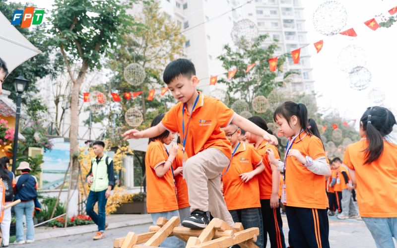 Phát Triển Kỹ Năng Tự Tin Cho Học Sinh: 4 Phương Pháp Hiệu Quả - FPT Education khám phá sở thích thông qua phát triển kỹ năng tự tin