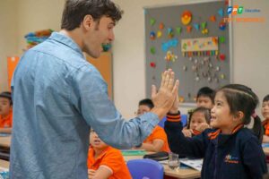 Học tiếng Anh qua trải nghiệm – mô hình học tập khác biệt tại FPT Schools | FPT Schools