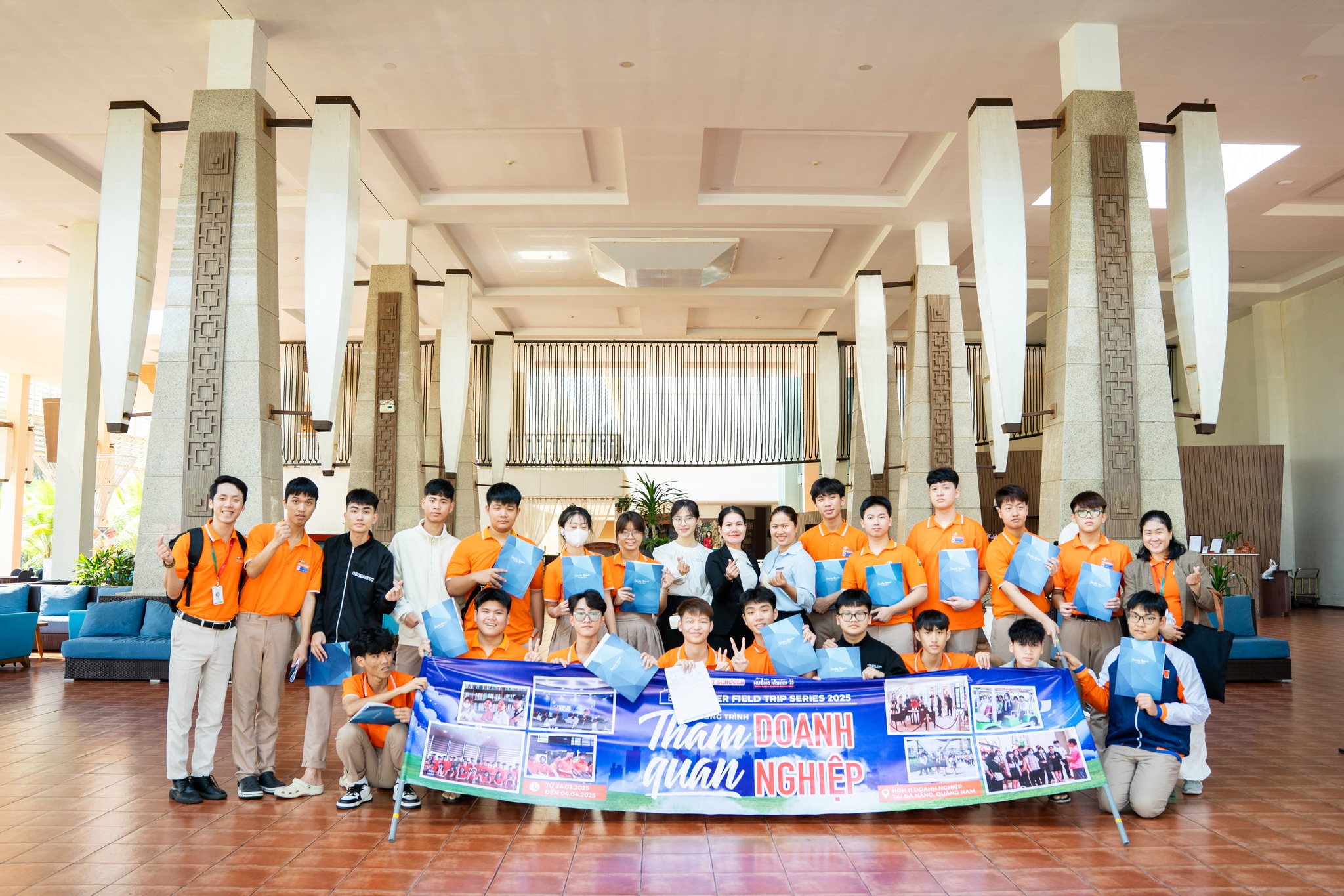 FPT School Đà Nẵng khám phá thế giới nghề nghiệp qua trải nghiệm hướng nghiệp - FPT Education FPT School Đà Nẵng khám phá thế giới nghề nghiệp qua trải nghiệm hướng nghiệp | FPT Schools