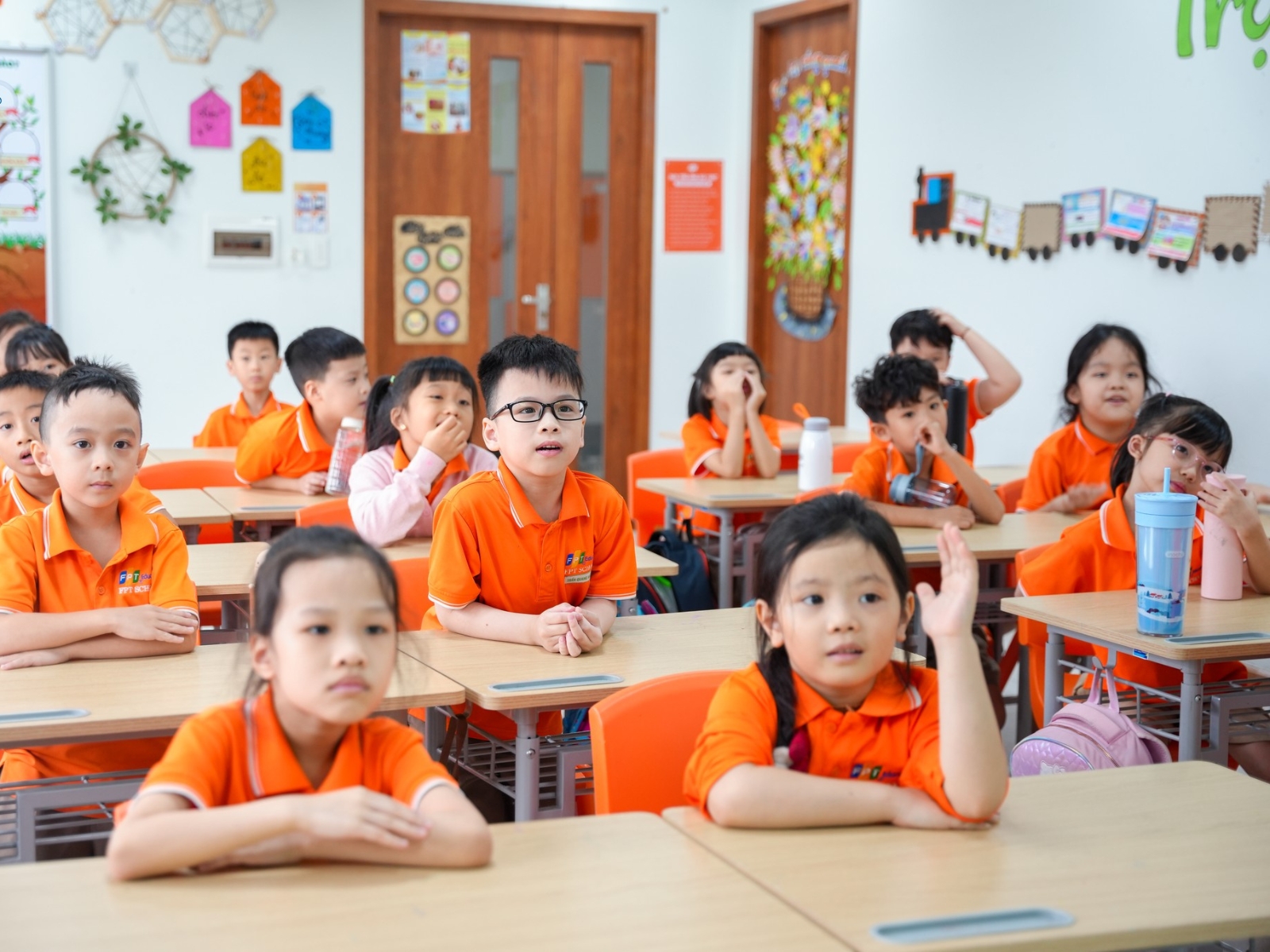 Chương trình học kỹ năng sống tại trường học là gì?