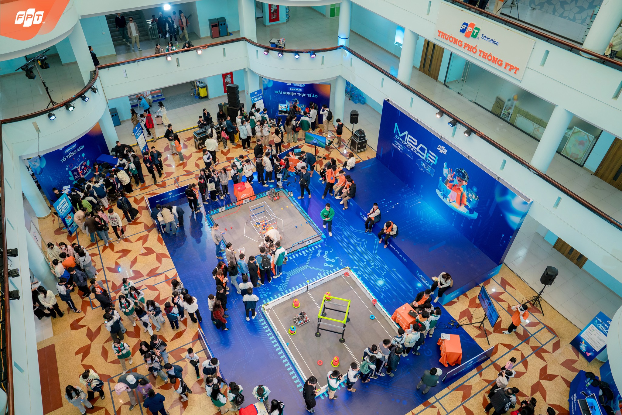 Gần 2000 phụ huynh và học sinh tham gia ngày hội Mega Experience Day tại THPT FPT Hà Nội - FPT Education mega-experience-day-8