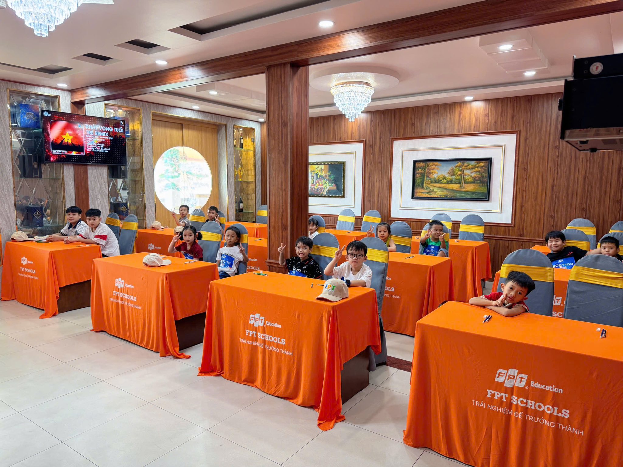 Học Bổng Fschools “Hành Trình Tỏa Sáng” Tại FPT School Sóc Trăng - Đợt Phỏng Vấn Cuối Cùng - FPT Education Học Bổng “Hành Trình Toả Sáng”