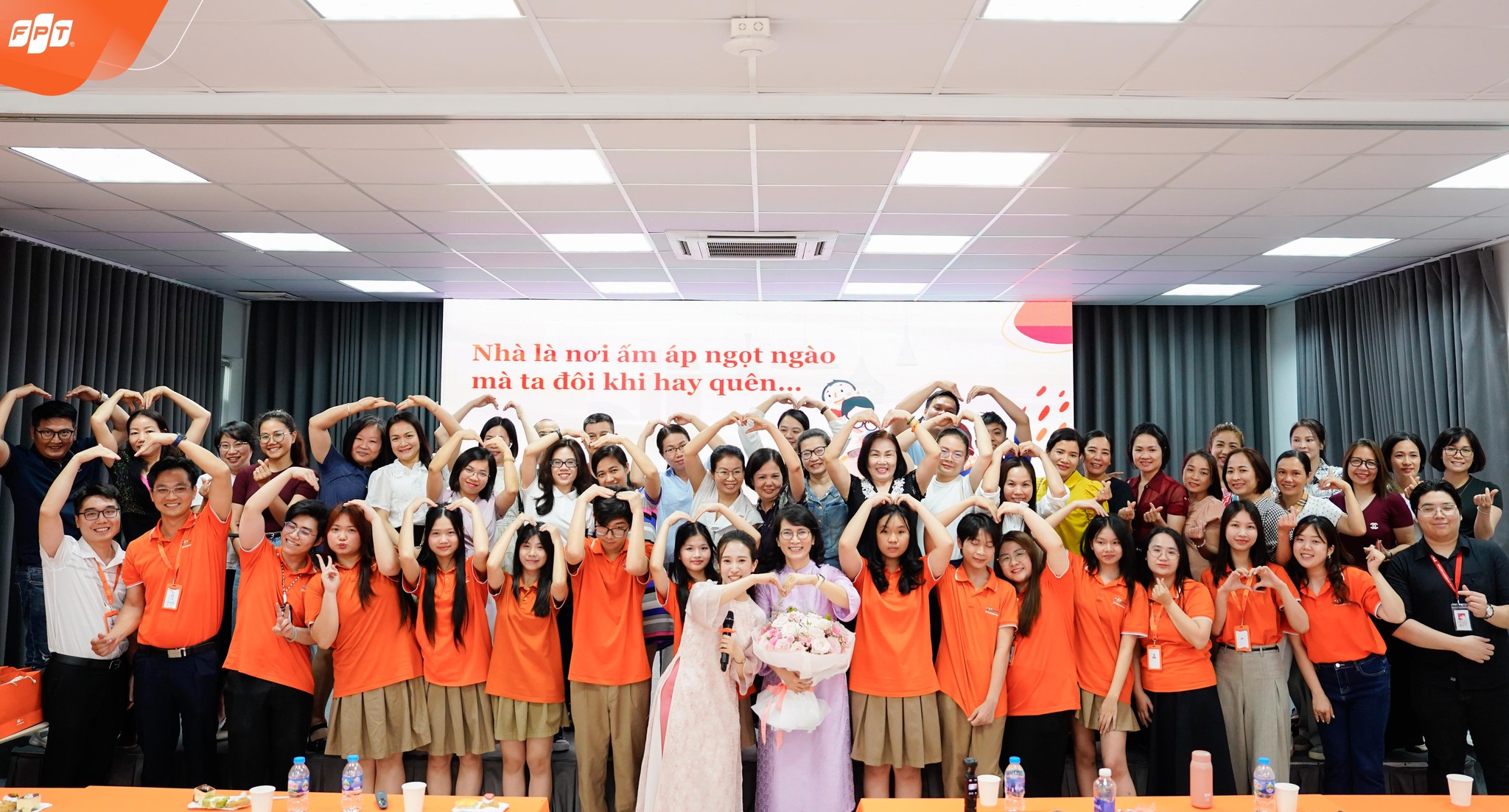 Talkshow “Lắng để thấu – Gần để hiểu” tại FPT School Hải Phòng - FPT Education fpt school hải phòng
