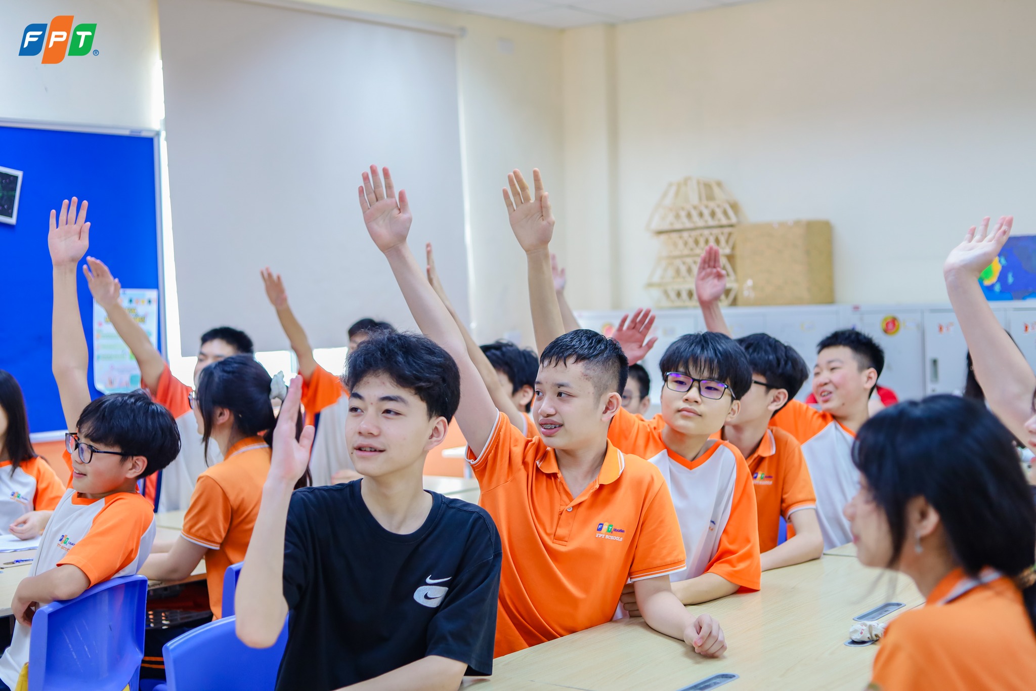 Hành trình đánh thức tình yêu Lịch sử trong học sinh của trường FPT School Cầu Giấy - FPT Education Hành trình đánh thức tình yêu Lịch sử trong học sinh của trường FPT School Cầu Giấy | FPT Schools