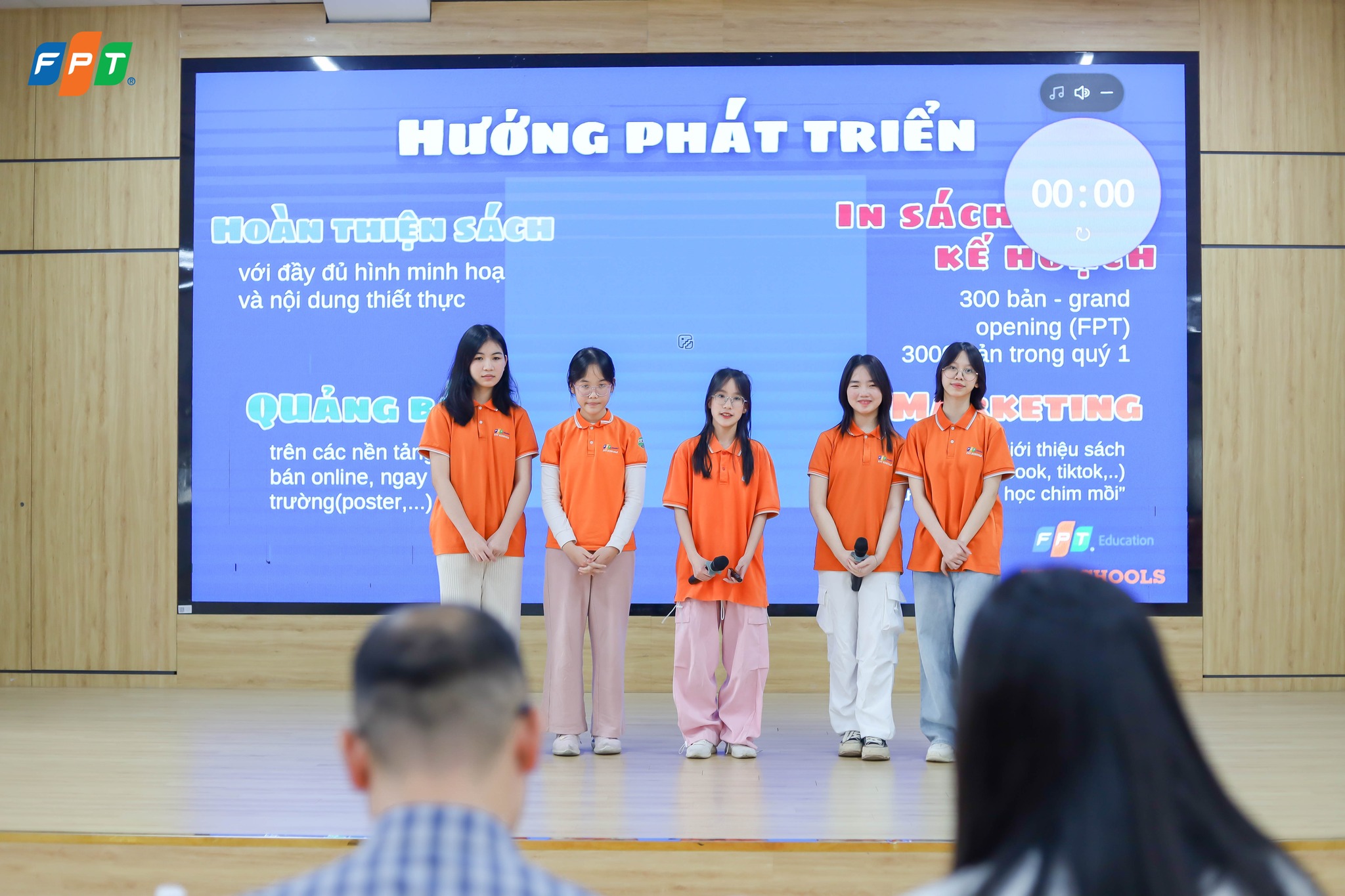 Học sinh FPT School Cầu Giấy khởi nghiệp từ đam mê, trưởng thành qua trải nghiệm tại chung kết FSTART-UP 2025 - FPT Education Học sinh FPT School Cầu Giấy khởi nghiệp từ đam mê, trưởng thành qua trải nghiệm tại chung kết FSTART-UP 2025 | FPT Schools