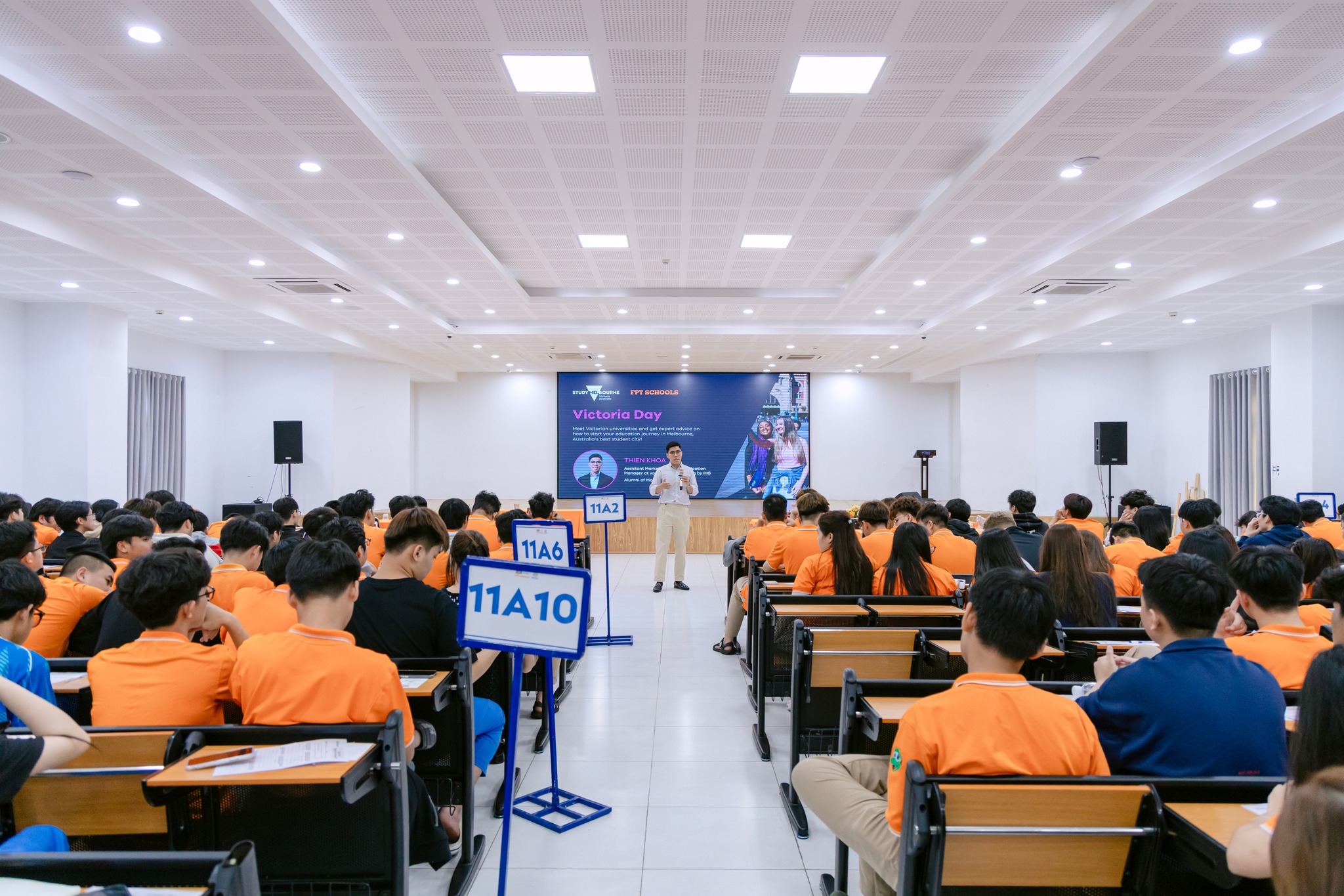 Victoria Day 2025 –Một ngày học sinh khối 11 trải nghiệm “Du học” ngay tại FPT School Đà Nẵng