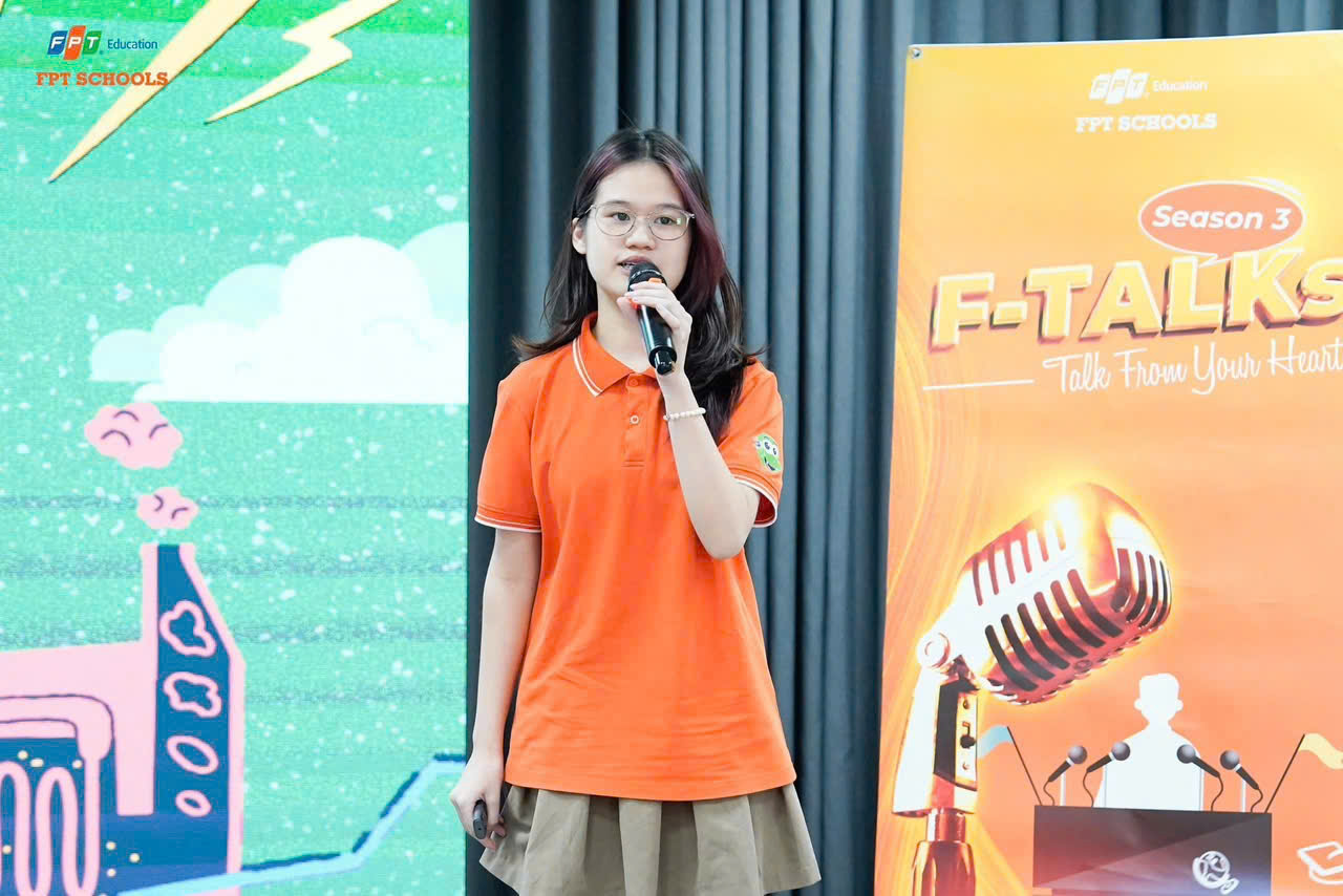 Từ cô nàng "vỏ ốc" đến hành trình toả sáng tại FPT Schools - FPT Education Vũ Phương Chi là học sinh lớp 8A1 trường THCS và THPT FPT Hải Phòng