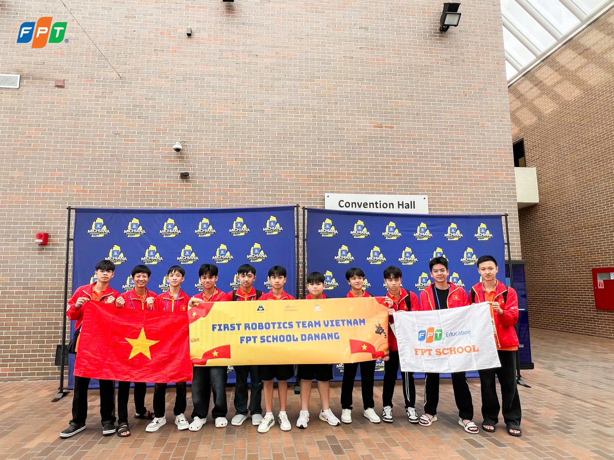 FPT School Đà Nẵng chính thức đến Mỹ tham dự First Tech Challenge Premier Event 2025 - FPT Education FPT School Đà Nẵng chính thức đến Mỹ tham dự First Tech Challenge Premier Event 2025