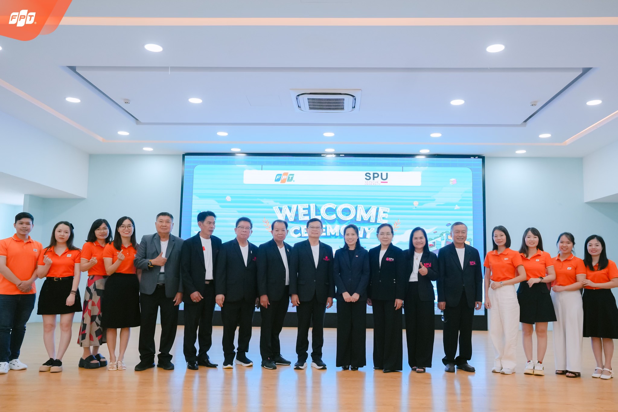 Trường THPT FPT Hà Nội đón đoàn Đại học Sripatum trong chương trình trao đổi giáo dục quốc tế