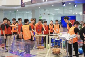 HỌC SINH THPT FPT HÀ NỘI XUẤT SẮC GIÀNH HUY CHƯƠNG VÀNG OLYMPIC TIN HỌC QUỐC TẾ HKICO 2025 - FPT Education THPT FPT Quy Nhơn tiến vào chung kết FPTU AI FPTU AI & ROBOTICS CHALLENGE 2025
