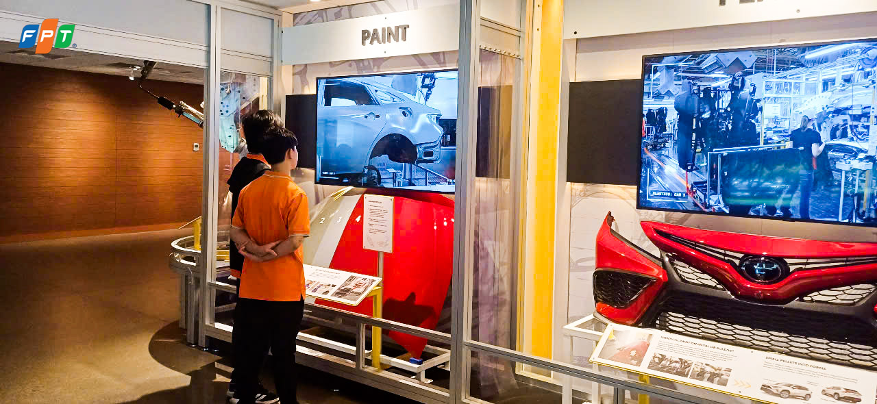 Học sinh FPT Schools khám phá "Hành trình công nghệ không giới hạn" tại nhà máy Toyota MỸ - FPT Education Học sinh FPT Schools khám phá "Hành trình công nghê không giới hạn" tại nhà máy Toyota MỸ