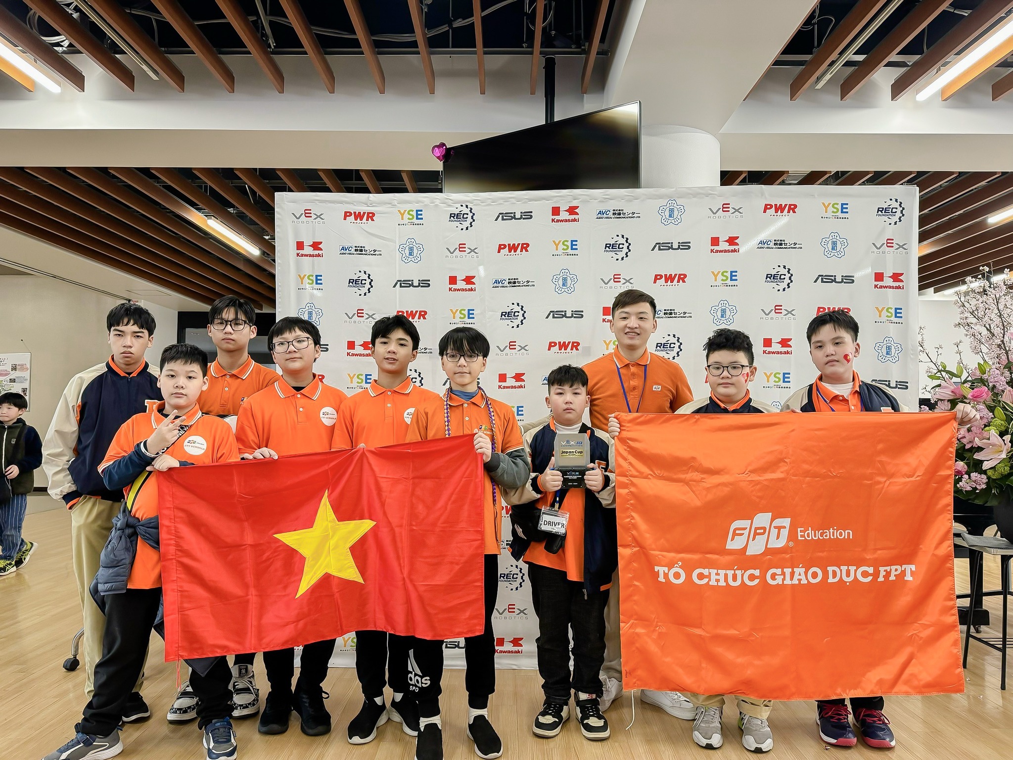 Tài năng Việt tỏa sáng trên bản đồ AI thế giới - vô địch Olympic Khoa học Quốc tế NEO 2025 ở tuổi 13 - FPT Education Tài năng Việt tỏa sáng trên bản đồ AI thế giới - vô địch Olympic Khoa học Quốc tế NEO 2025 ở tuổi 13