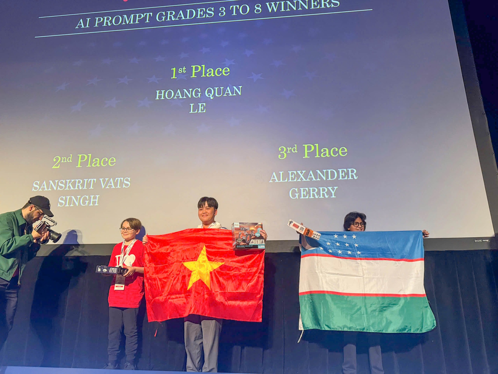 Tài năng Việt tỏa sáng trên bản đồ AI thế giới - vô địch Olympic Khoa học Quốc tế NEO 2025 ở tuổi 13 - FPT Education Tài năng Việt tỏa sáng trên bản đồ AI thế giới - vô địch Olympic Khoa học Quốc tế NEO 2025 ở tuổi 13