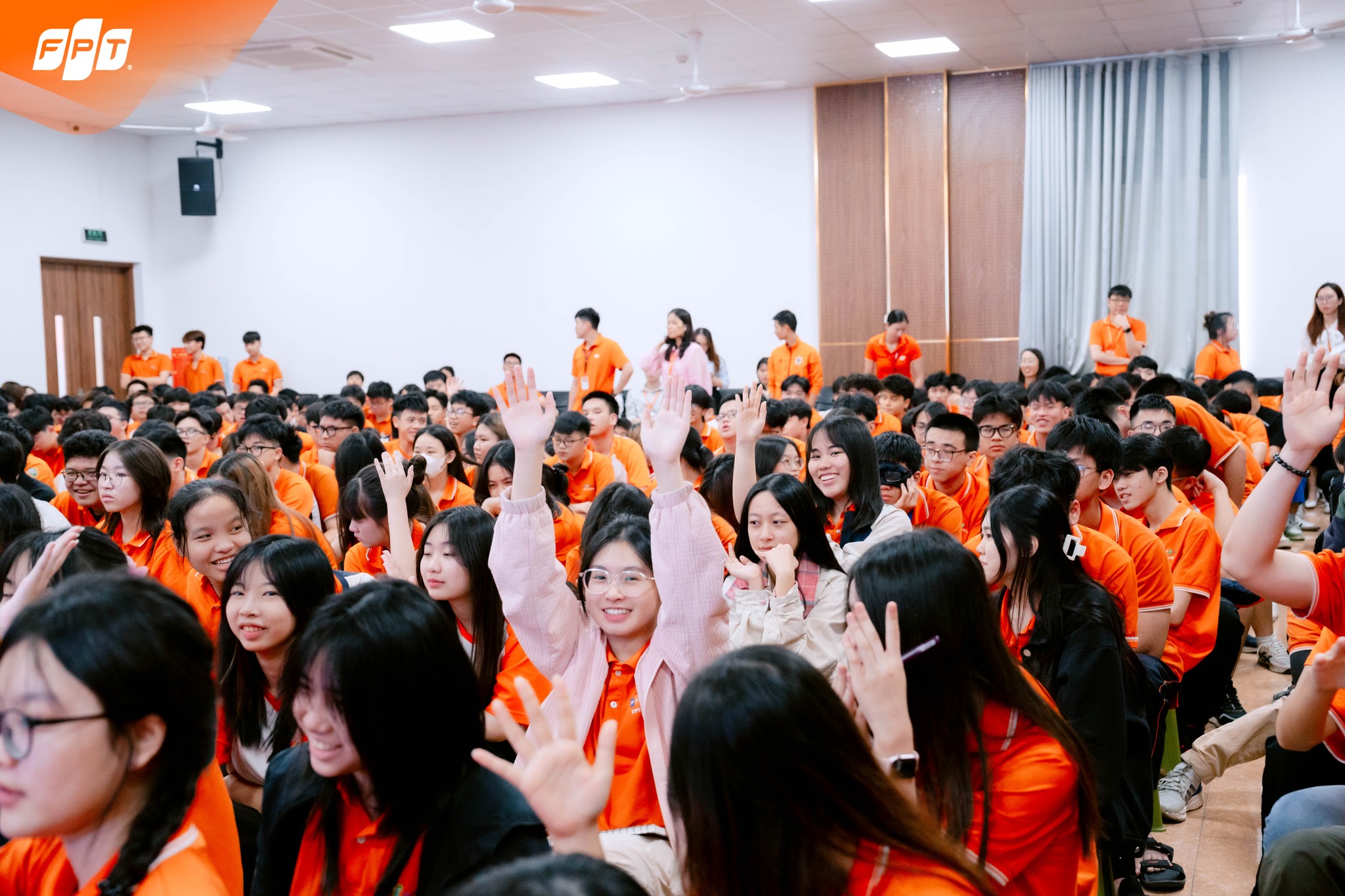 Vai Trò Của Đội Ngũ Giáo Viên Giỏi Tại FPT Schools - Chìa Khóa Chất Lượng Giáo Dục - FPT Education Vai Trò Của Đội Ngũ Giáo Viên Giỏi Trong Nâng Cao Chất Lượng Giáo Dục