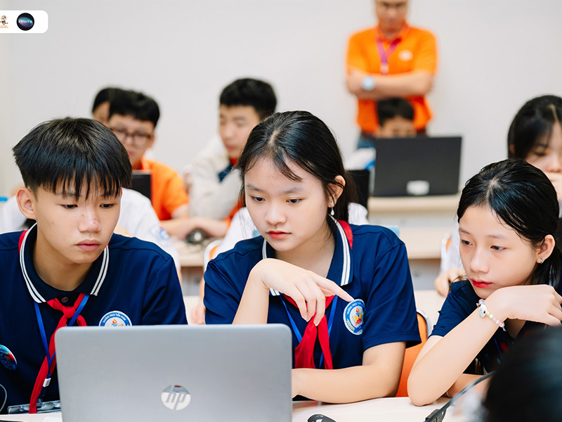 Khám phá những môn học trung học cơ sở quan trọng cha mẹ nên biết