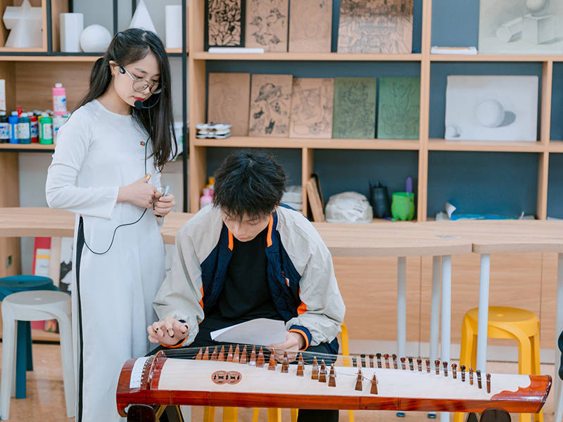 Khám phá những môn học trung học cơ sở quan trọng cha mẹ nên biết