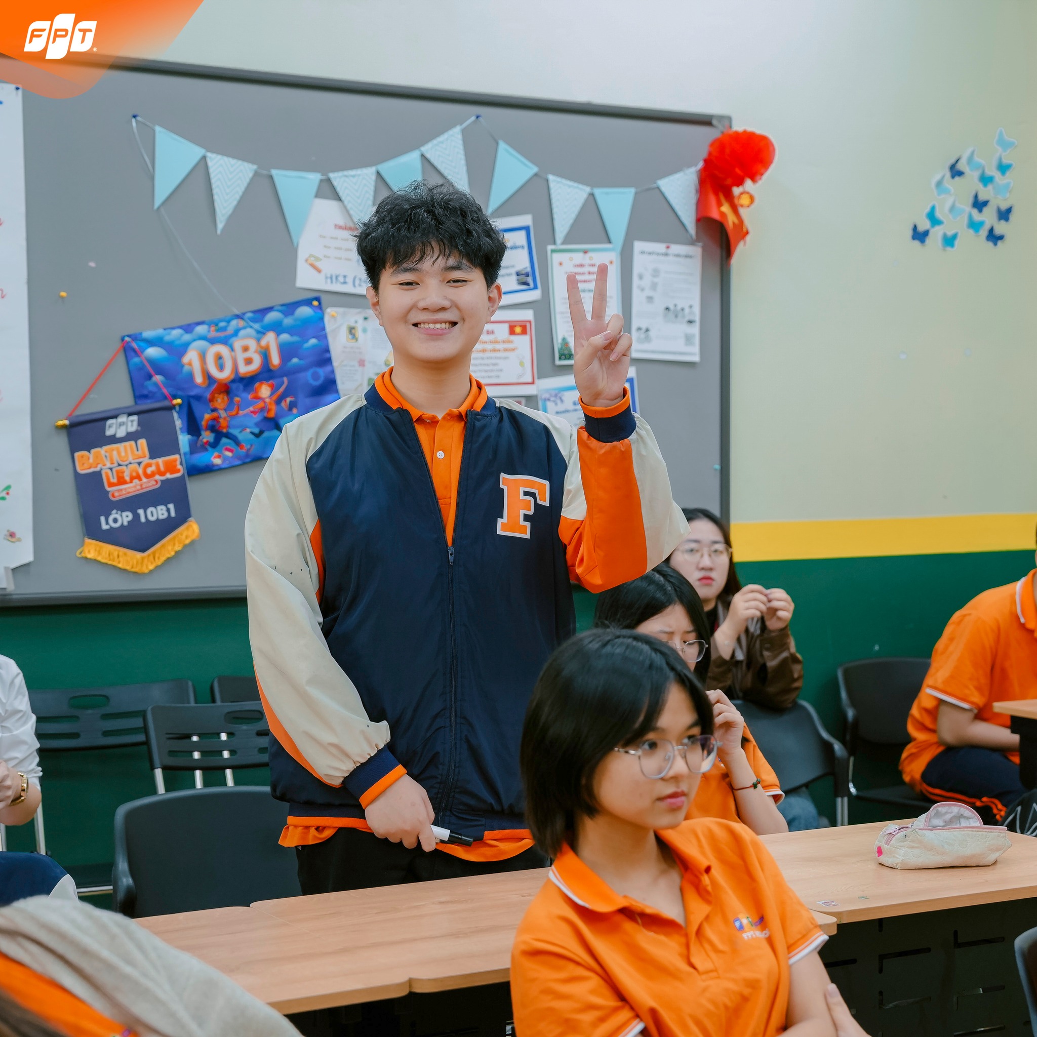 Môn Thi Tuyển Sinh Và Bí Quyết Chinh Phục Điểm Cao Từ Các Thủ Khoa