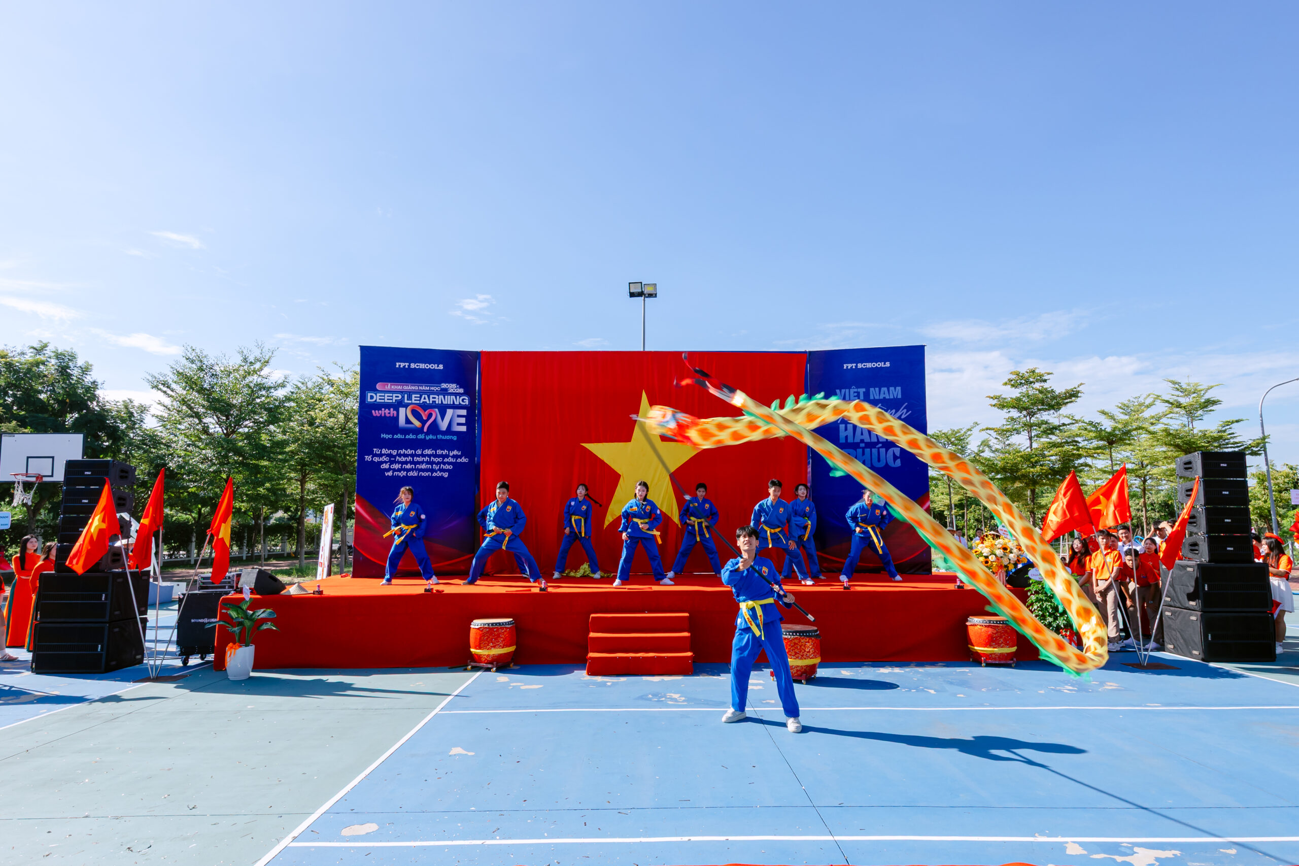 FSCHOOLS 3 MIỀN RỘN RÀNG KHAI GIẢNG VỚI CHỦ ĐỀ “DEEP LEARNING WITH LOVE – HỌC SÂU SẮC ĐỂ YÊU THƯƠNG” - FPT Education FSCHOOLS 3 MIỀN RỘN RÀNG KHAI GIẢNG VỚI CHỦ ĐỀ “DEEP LEARNING WITH LOVE – HỌC SÂU SẮC ĐỂ YÊU THƯƠNG” | FPT Schools