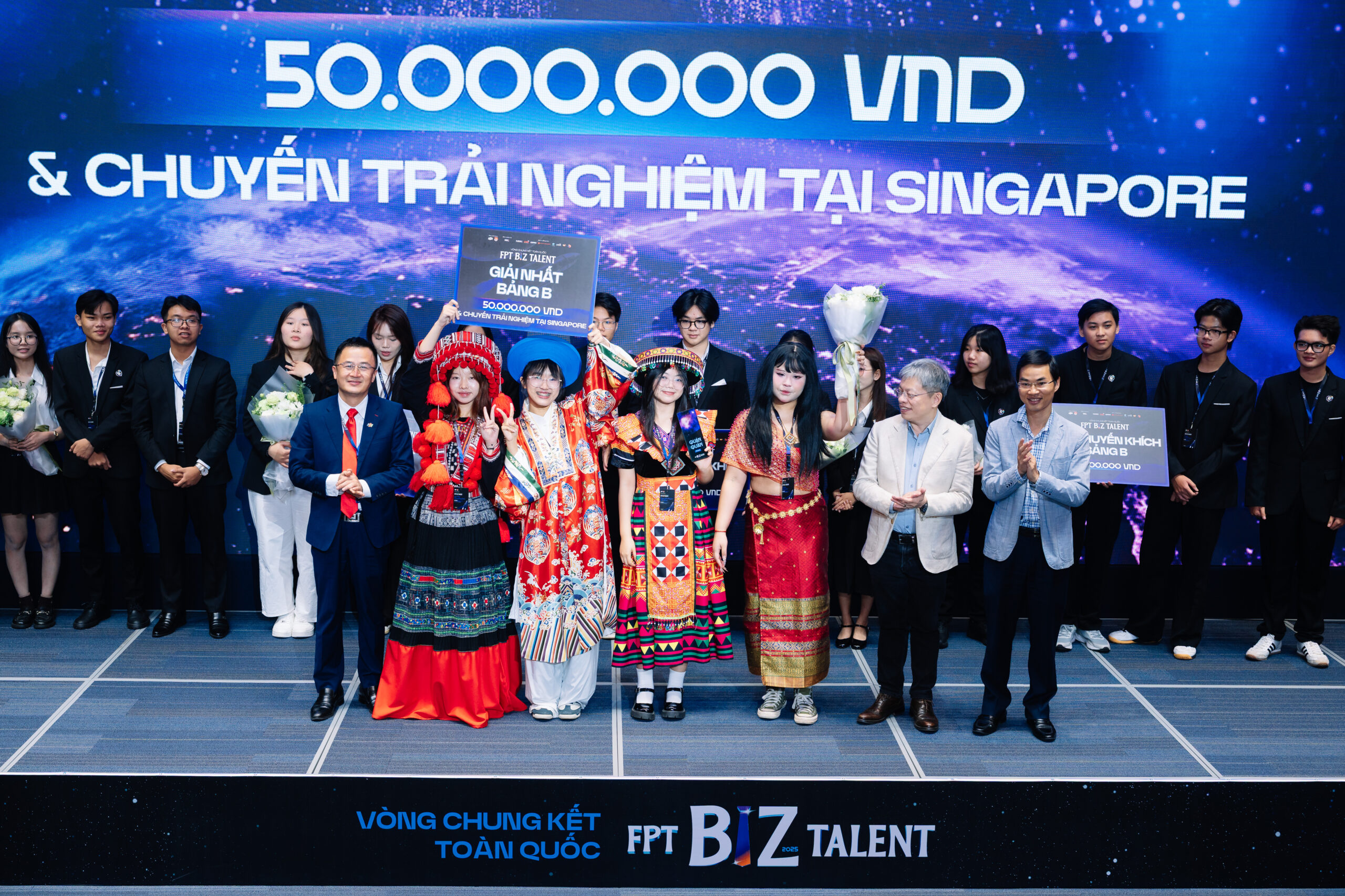 FSchoolers “đại thắng” tại FPT Biz Talent 2025 - FPT Education Giải Nhất bảng B FPT Biz Talent 2025: Growink – Trường THPT FPT Đà Nẵng (50 triệu đồng + chuyến học tập và trải nghiệm tại Singapore)
