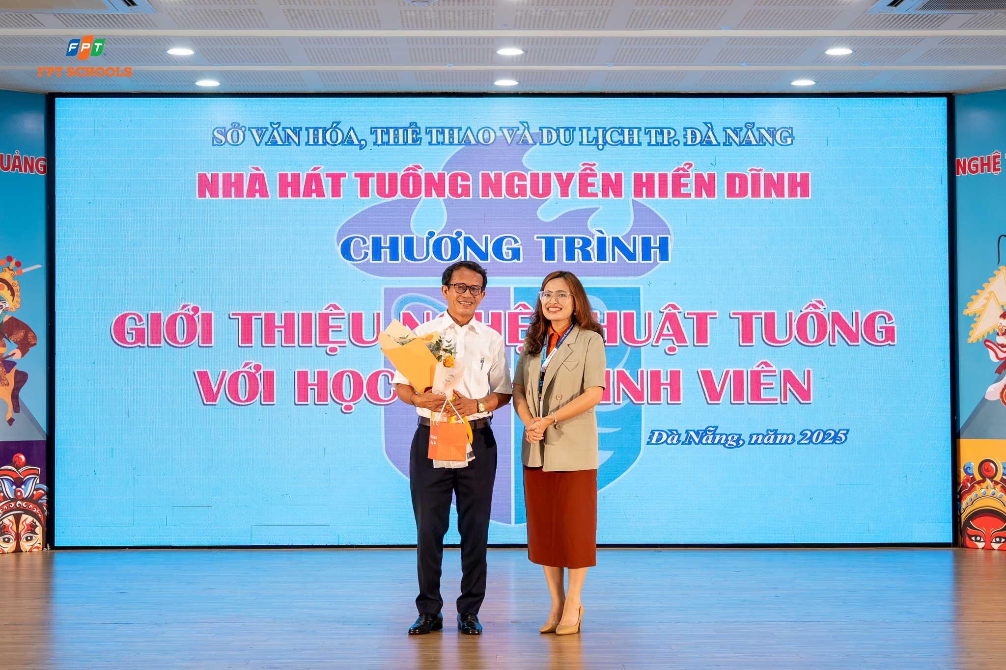 Trường THPT FPT Đà Nẵng Tìm Về Cội Nguồn Dân Tộc Qua Nghệ Thuật Hát Tuồng Đất Quảng - FPT Education Trường THPT FPT Đà Nẵng Tìm Về Cội Nguồn Dân Tộc Qua Nghệ Thuật Hát Tuồng Đất Quảng