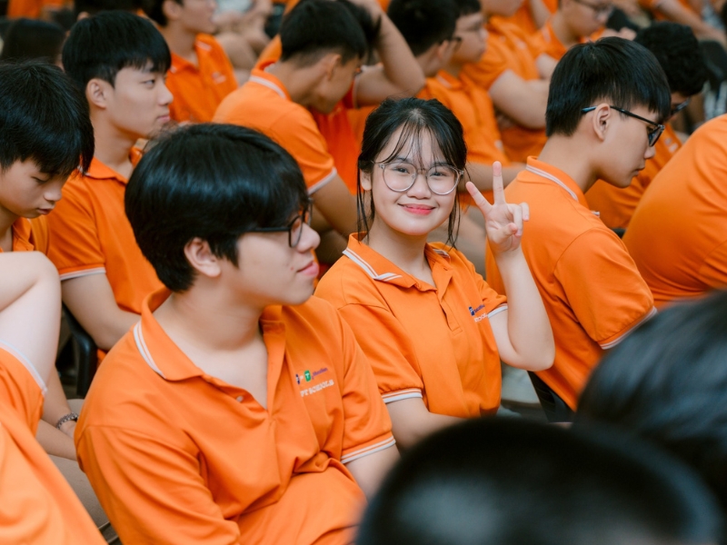 trường nội trú cấp 2