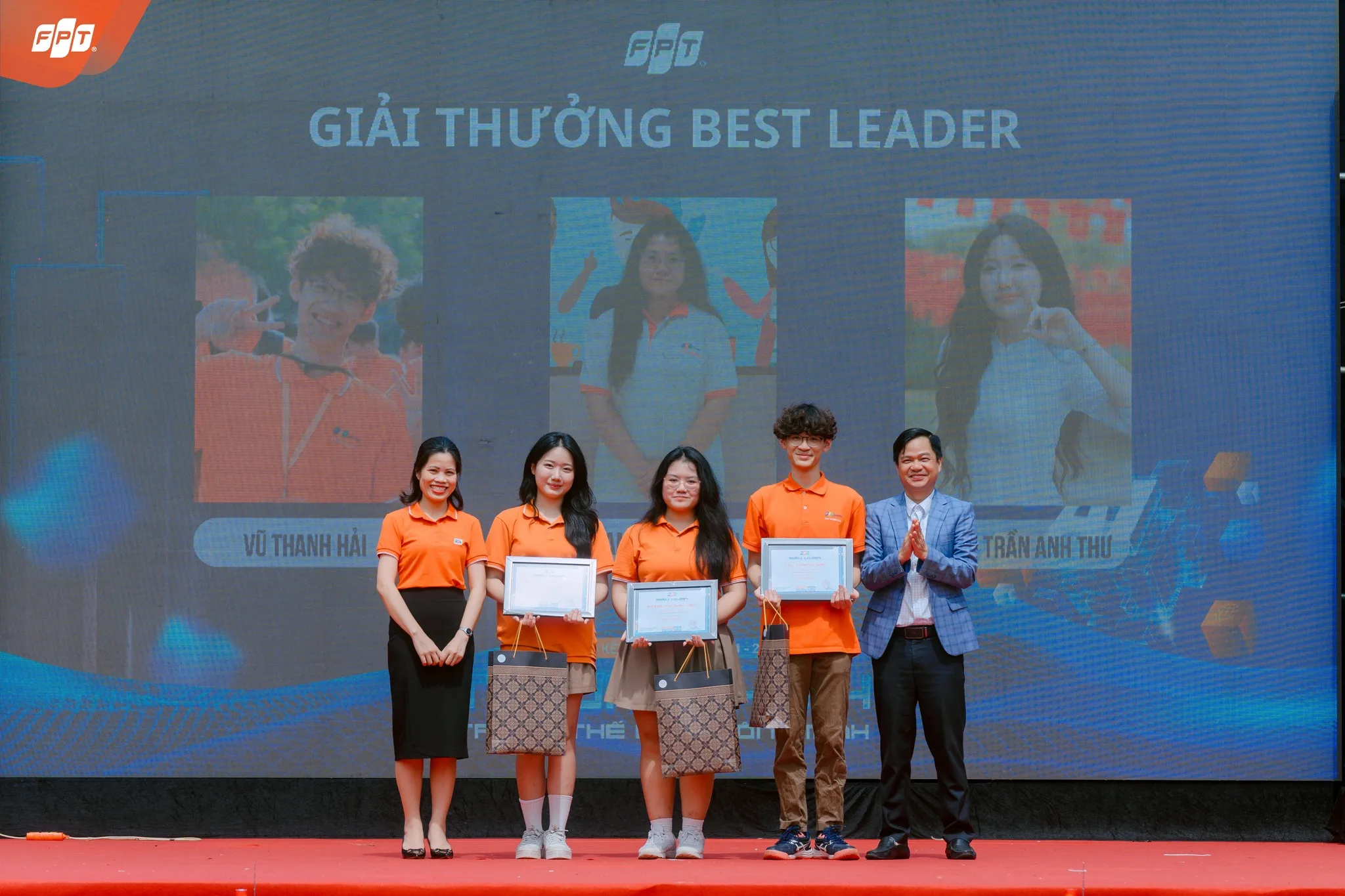 Khối D có những môn gì