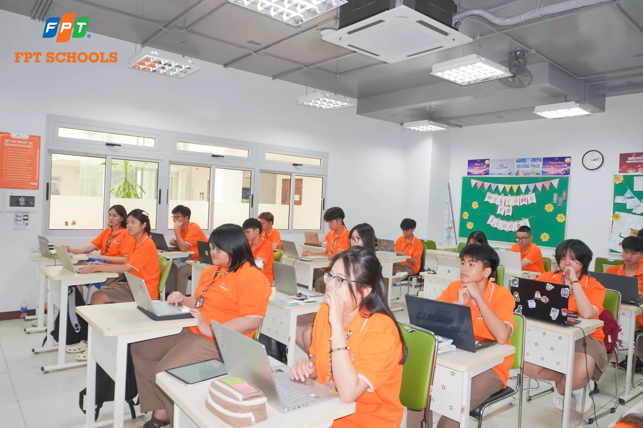 pháp luật học đường