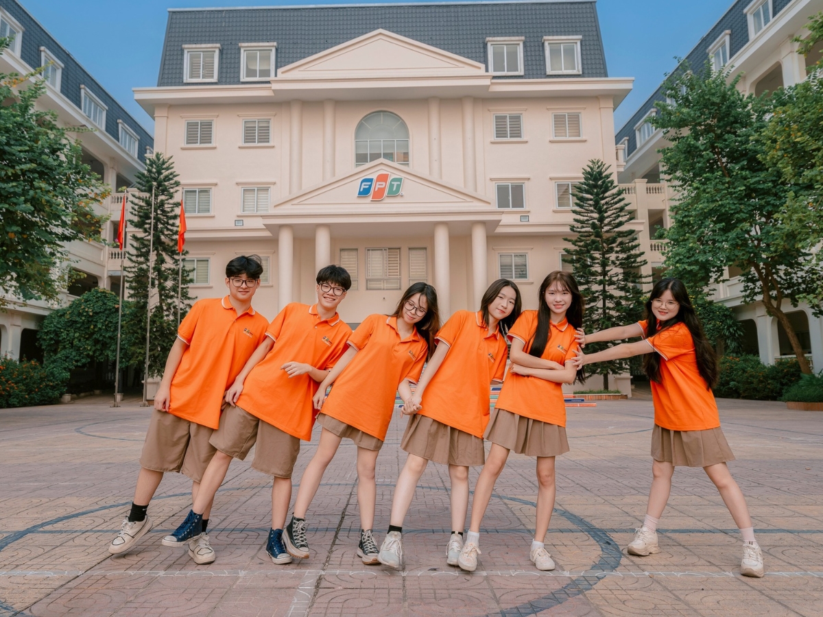 Bắt chước giọng nói và cách phát âm của người bản xứ - Tự học tiếng anh giao tiếp