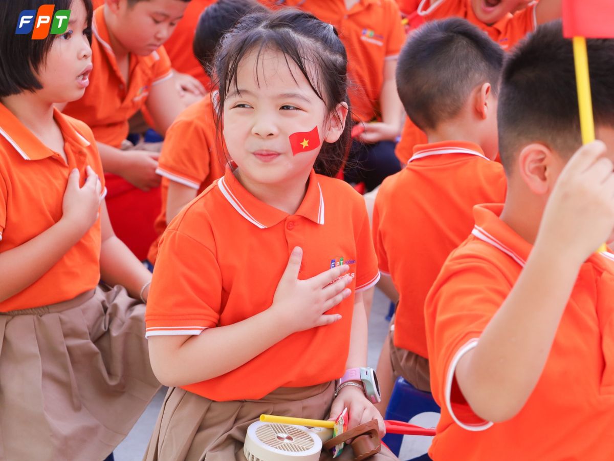 Biến tiếng Anh thành một phần tự nhiên trong sinh hoạt gia đình - Học tiếng Anh giao tiếp cho trẻ em