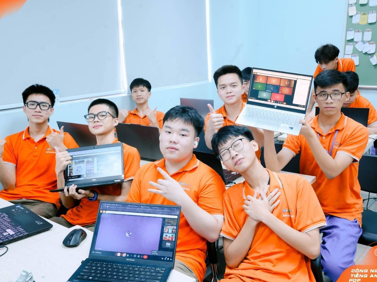 Các nguy cơ từ nội dung độc hại và lừa đảo trực tuyến - Bảo vệ con trên mạng