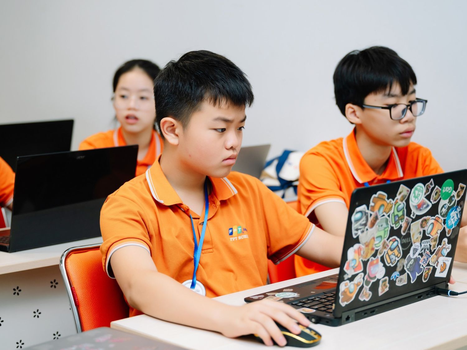 Cách cho trẻ học ngoại ngữ sớm hiệu quả và tự nhiên - có nên cho trẻ học ngoại ngữ sớm