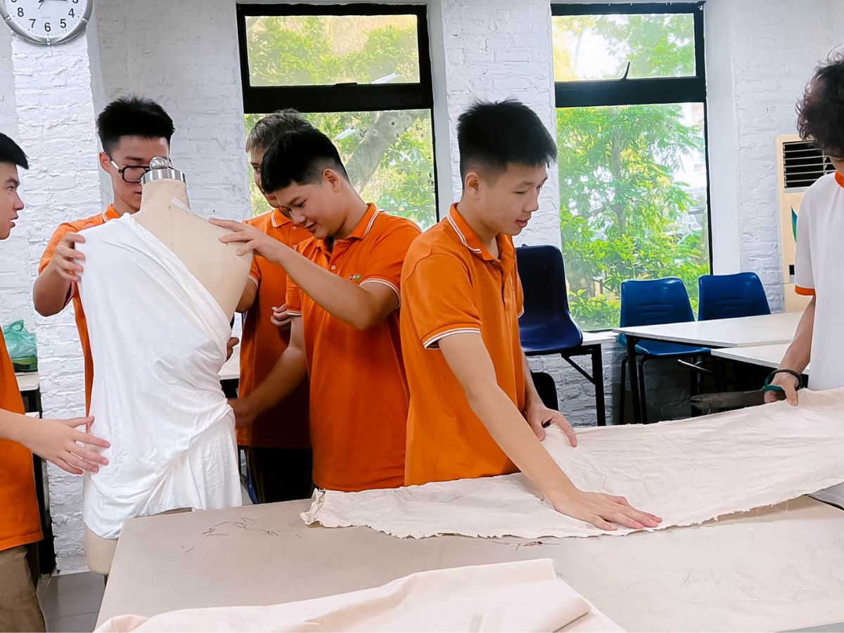 Chia nhỏ thời gian học: 20–30 phút/lần để trẻ không mệt mỏi - trẻ thiếu tập trung khi học