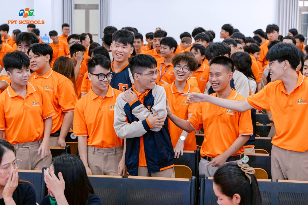 Giảng dạy và nghiên cứu khoa học trong lĩnh vực kinh tế