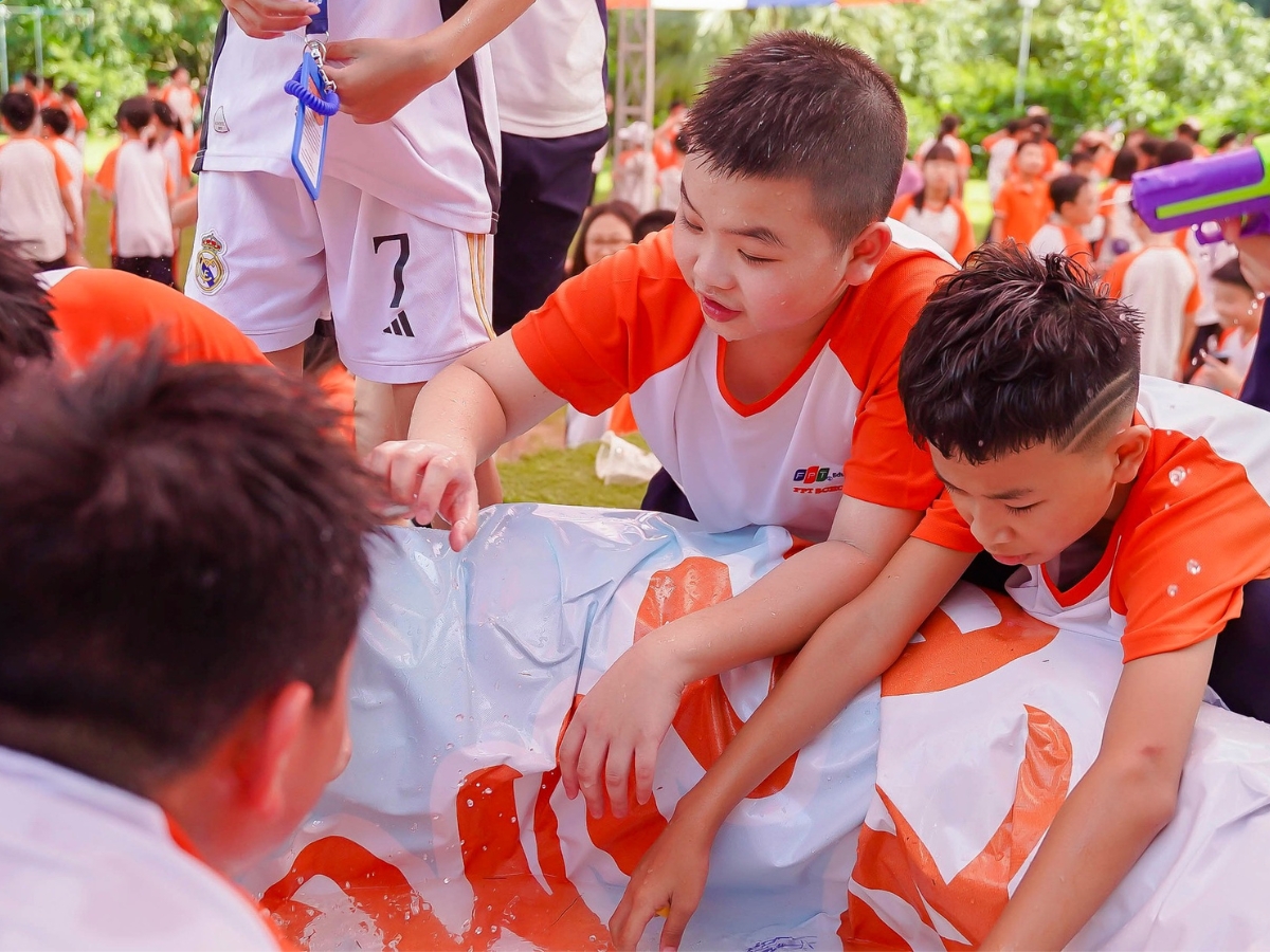 Bí quyết rèn luyện kỹ năng thuyết trình cho học sinh cuốn hút - FPT Education Học cách ứng biến khi bị quên lời - Kỹ năng thuyết trình cho học sinh