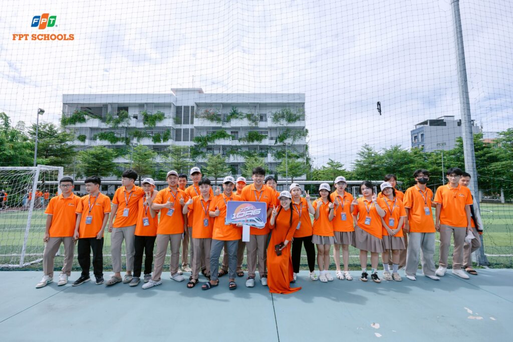 Lợi ích của sơ đồ tư duy trong giáo dục - FPT Education Kết hợp hình ảnh, màu sắc