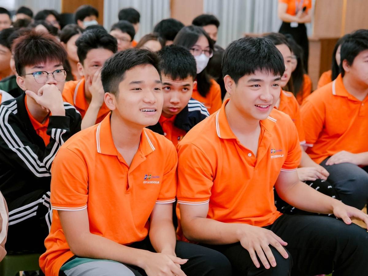 Kết hợp học thêm từ vựng và ngữ pháp TOEIC - Thi thử toeic miễn phí