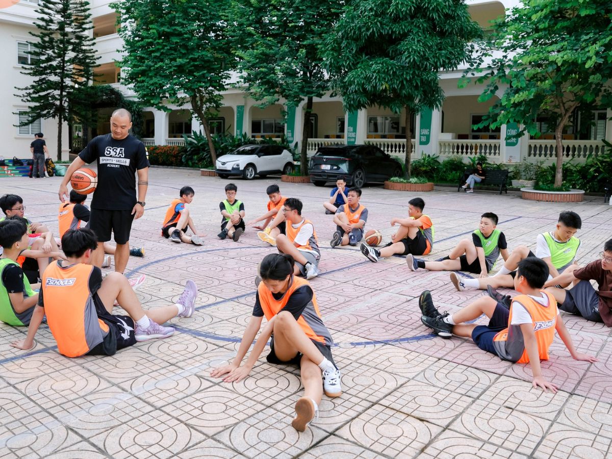 Kết hợp vận động nhẹ giữa giờ học - làm thế nào để con tập trung hơn