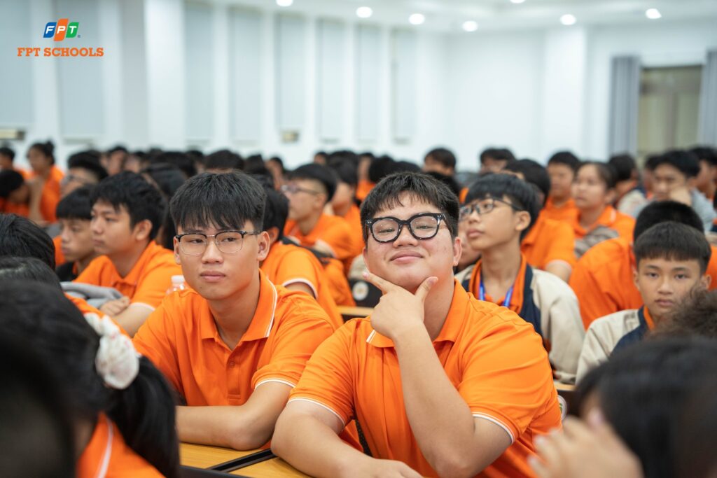 Kỹ năng giao tiếp và thương lượng