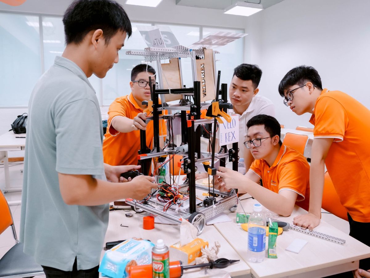 Kỹ năng phân công nhiệm vụ và hợp tác - kỹ năng làm việc nhóm là gì