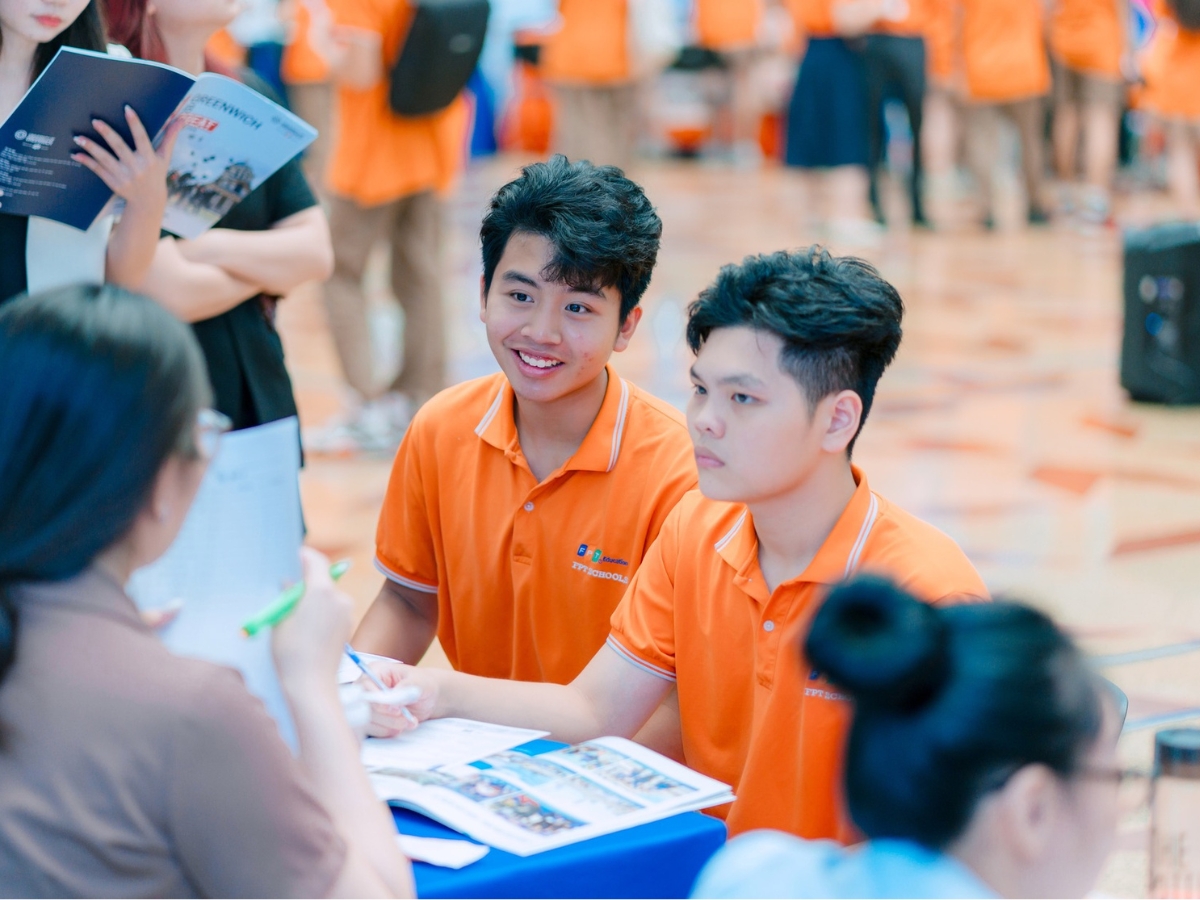 Làm quen và củng cố nền tảng - Học tiếng anh trực tuyến