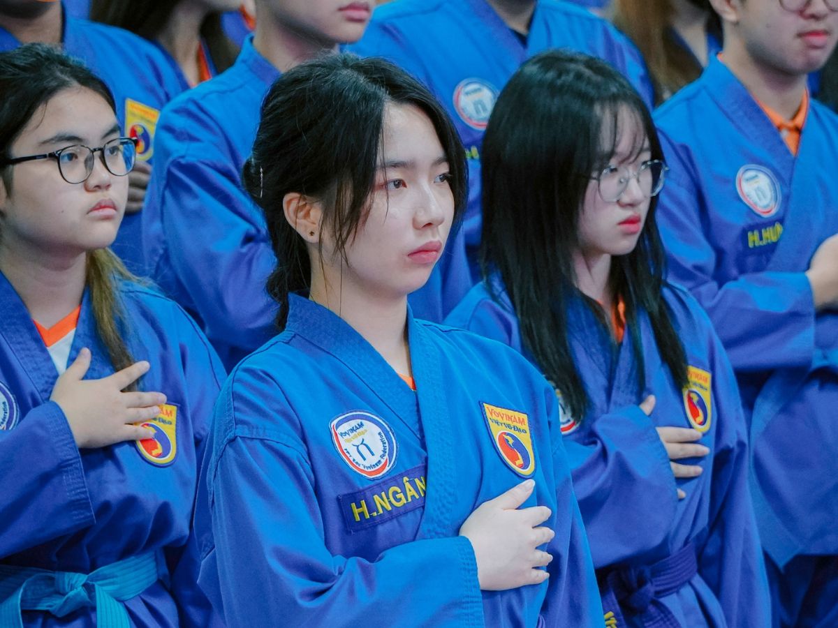 Lợi ích của việc phát triển trí thông minh cảm xúc - trí thông minh cảm xúc là gì